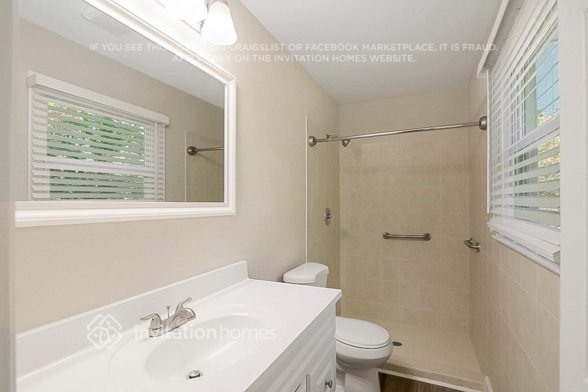 Building Photo - 4719 Forestdale Rd