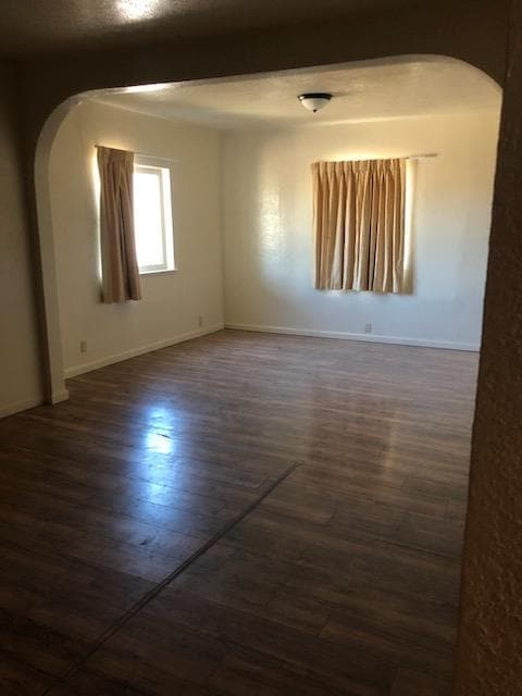 Building Photo - 6939 E Kings Canyon Rd