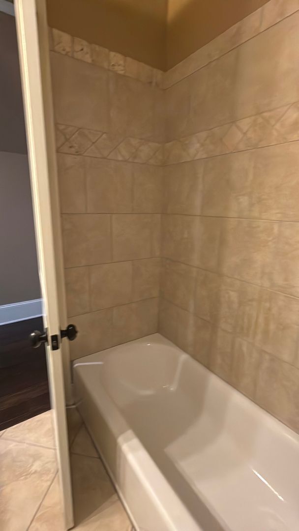 Building Photo - Rental Property in Twelve Oaks