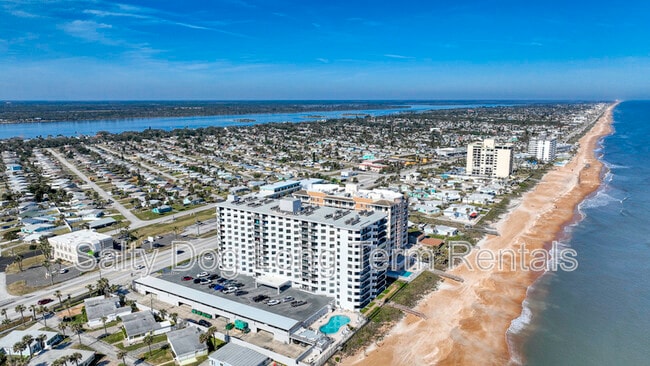 Building Photo - 1415 Ocean Shore Blvd