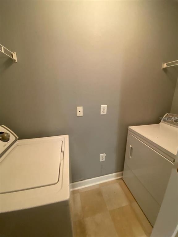 Building Photo - 18489 Bridle Club Dr