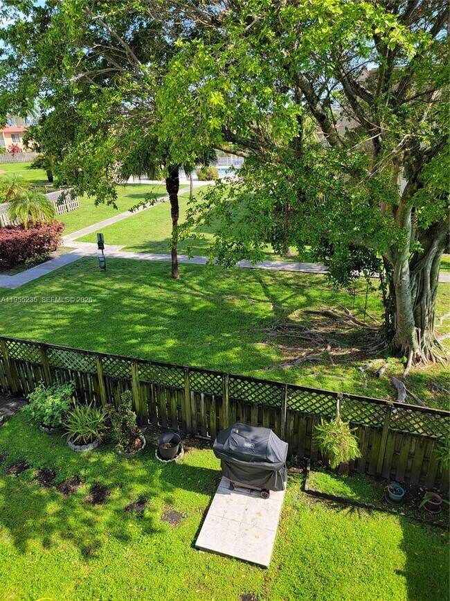 Building Photo - 5112 NW 79th Ave