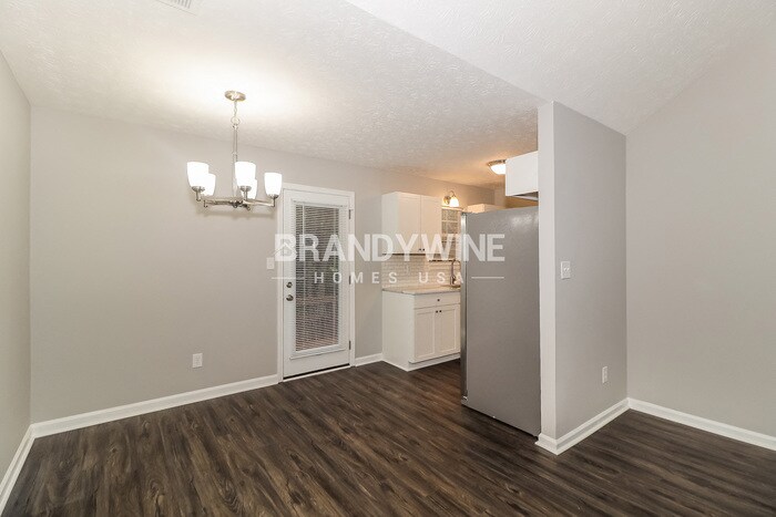 Building Photo - 86 Hale Haven Dr