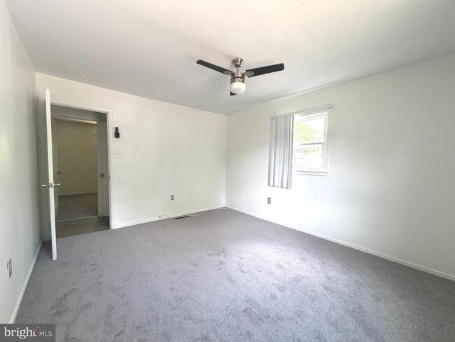 Building Photo - 2063 Red Spruce Ct