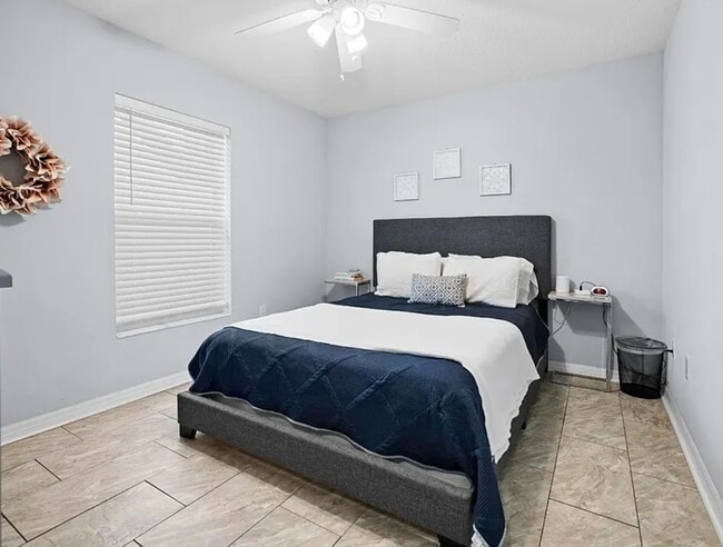 Building Photo - 37770 Kelly B Ct