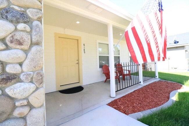 Building Photo - 4BD/3B Nampa Home – Short-Term-6 Month Lease Option!