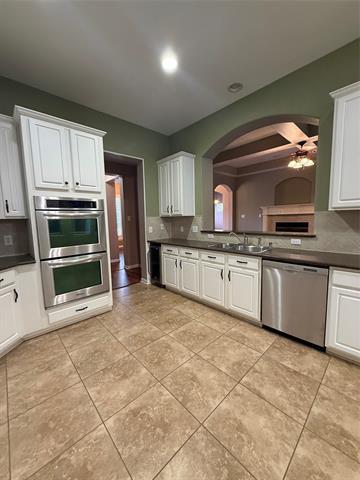 Building Photo - 1602 Harvest Glen Dr