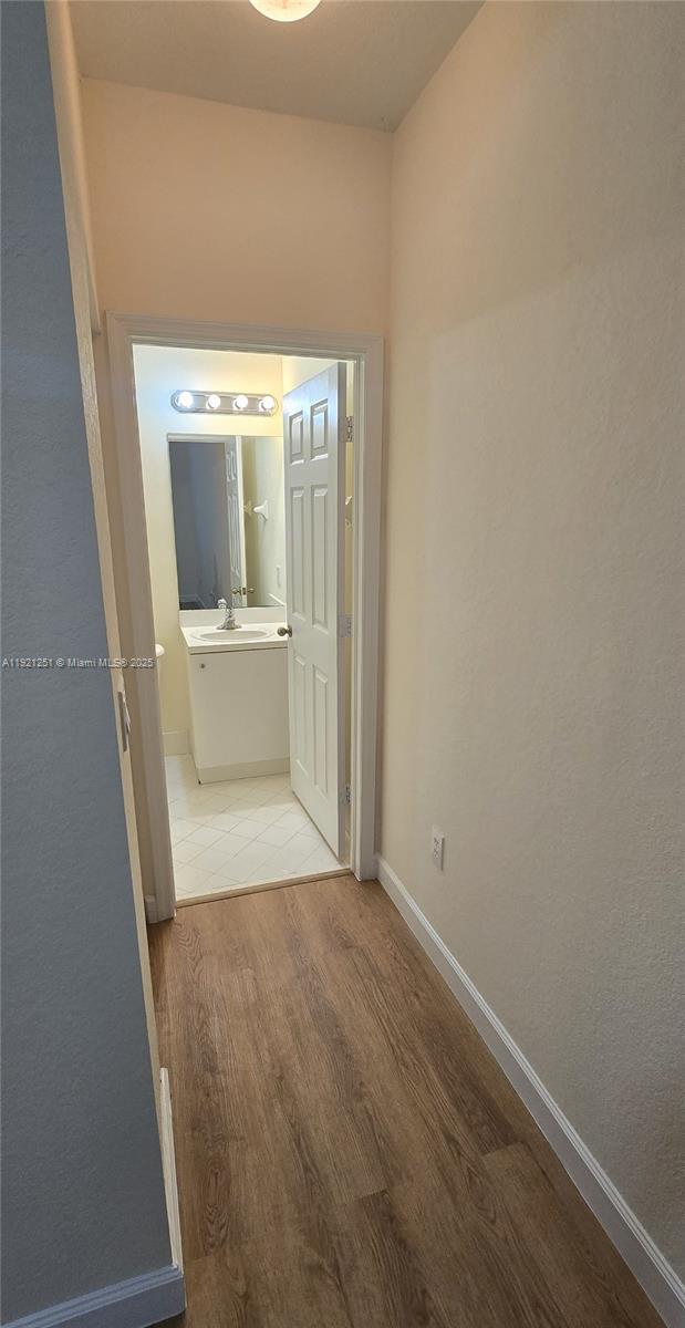 Building Photo - 3320 NE 13th Cir Dr