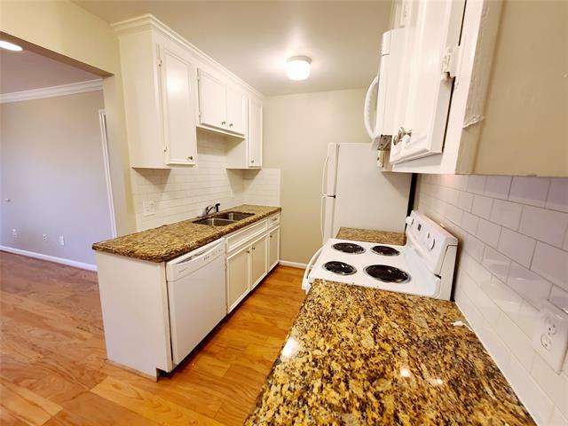 Building Photo - 4931 Junius St