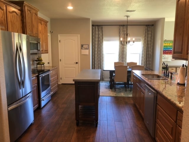 Building Photo - 237 Meadowlakes Dr