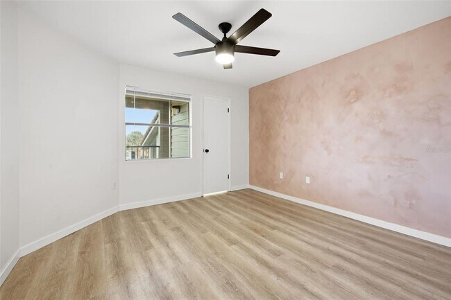 Building Photo - 3038 Parkway Blvd