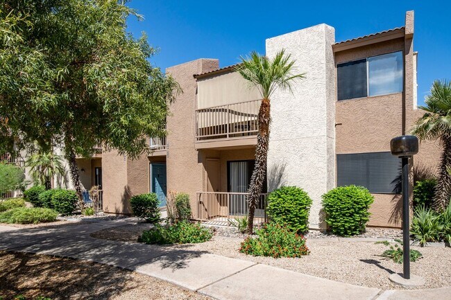 Building Photo - READY TO VIEW NOW! Spacious 1 Bed 1 Bath C...