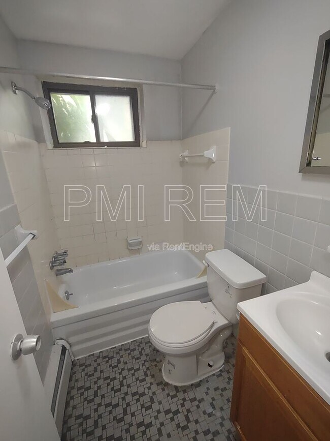 Building Photo - 14437 Triskett Rd