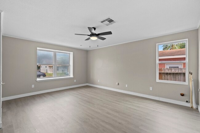 Building Photo - 5309 Perry Ave