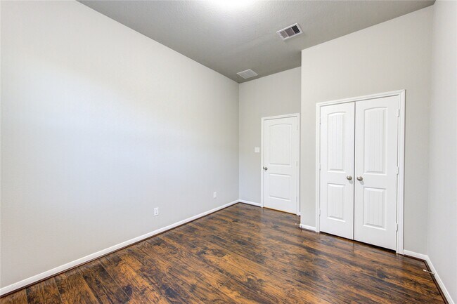 Building Photo - 5314 Silver Ledge Dr