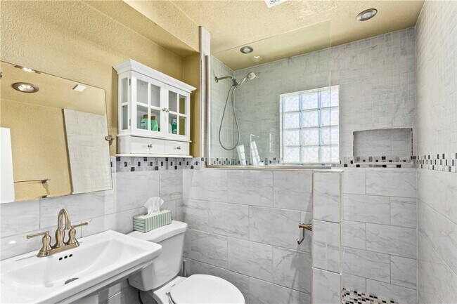 Building Photo - 2805 Tortoise Ct