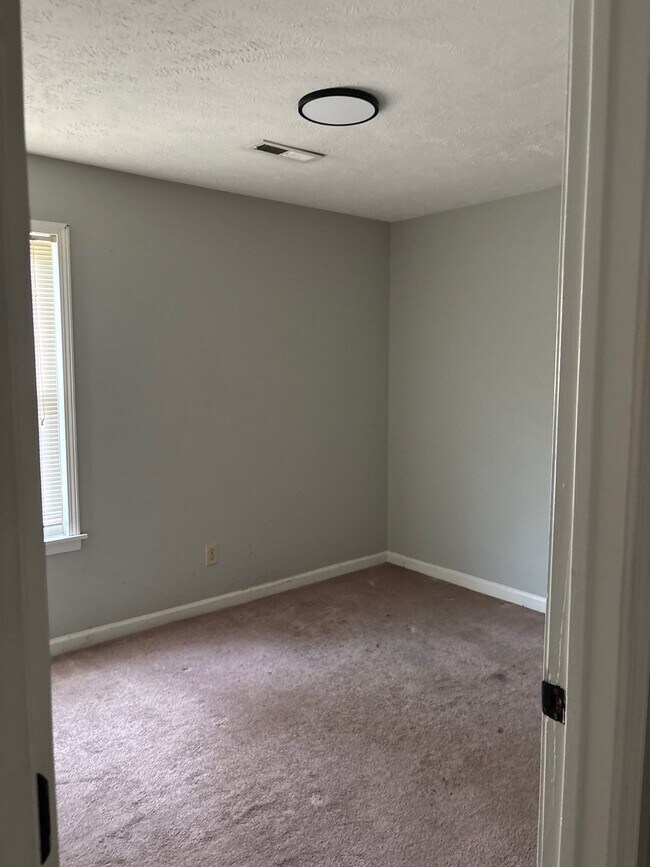 Building Photo - 407 S Washington Ave