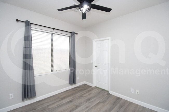 Building Photo - 3721 S Ashley Pl