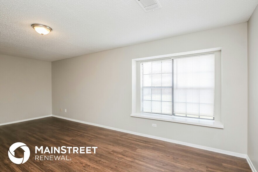 Building Photo - 1028 Eagle Dr