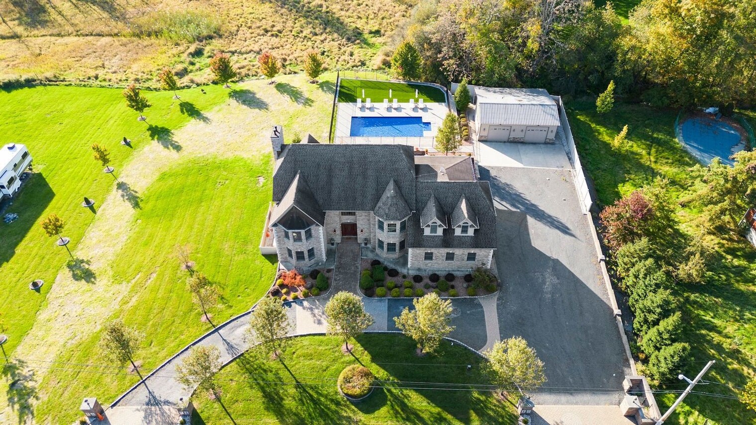 Building Photo - 45 Conklingtown Rd