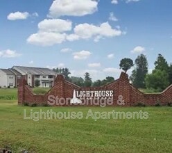 Building Photo - 1104 Lighthouse Dr