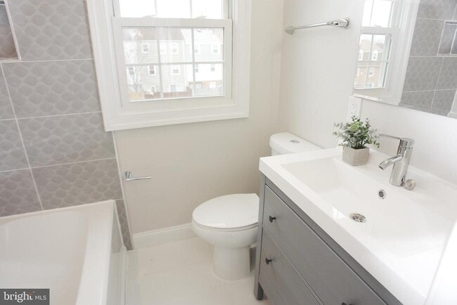 Building Photo - 12307 Chesterton Dr