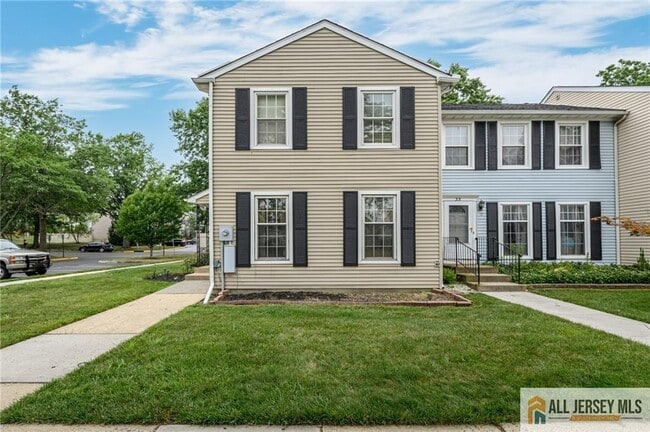 Primary Photo - 36 Byrnes Ln W