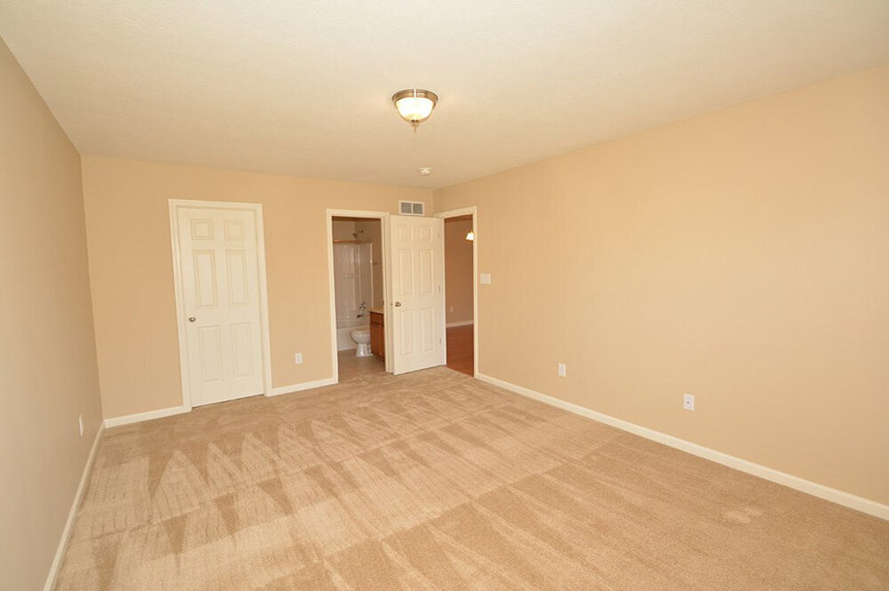Building Photo - 5544 Wild Horse Dr