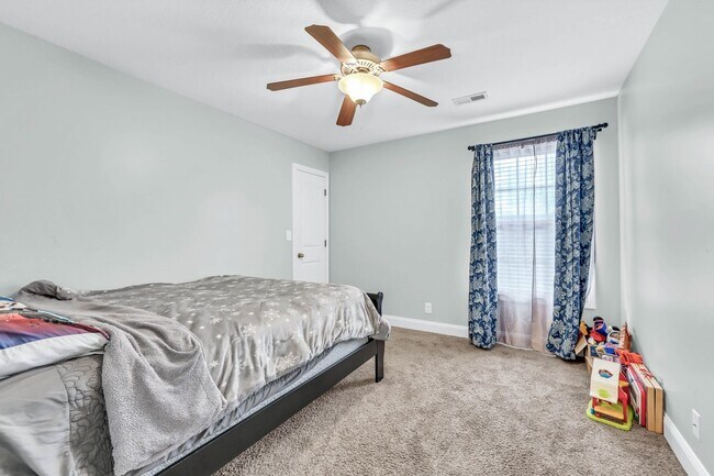 Building Photo - 3342 Cotham Ln