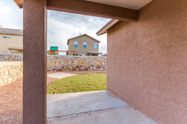 Building Photo - 14466 Miguel Terrazas Dr