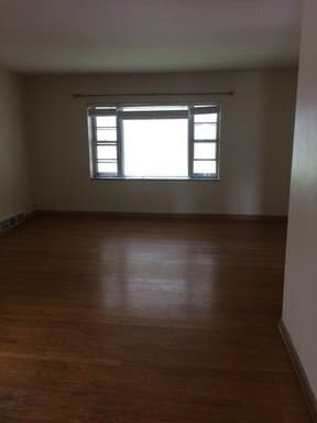 Building Photo - 1132 Moorlands Dr