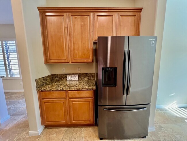 Building Photo - 81952 Avenida Bienvenida