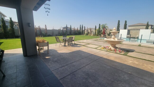 Building Photo - 3701 Parterre Ct