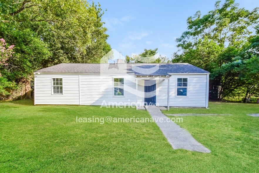 Building Photo - 7030 Sprott St