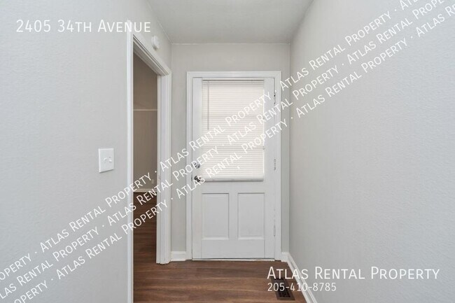 Building Photo - 2405 34th Ave