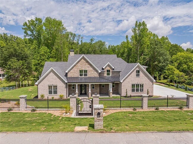 Building Photo - 140 Maranatha Trail