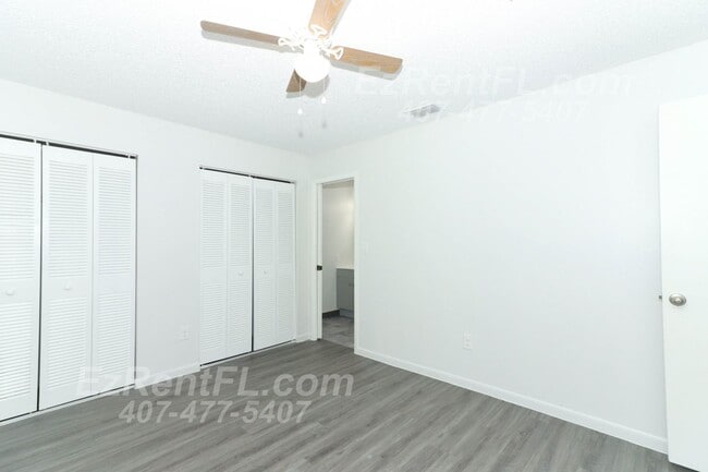 Building Photo - Summer Special! Charming 2 Bed/2 Bath Vill...