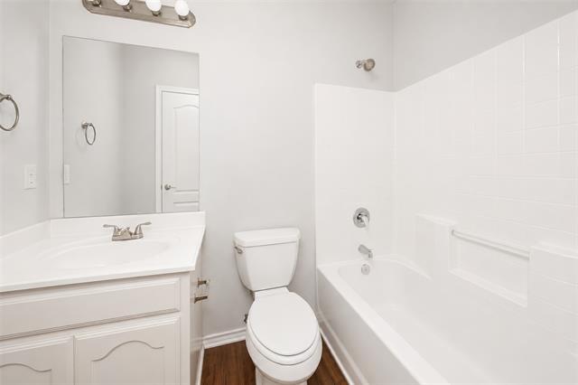 Building Photo - 4552 Rush River Trail