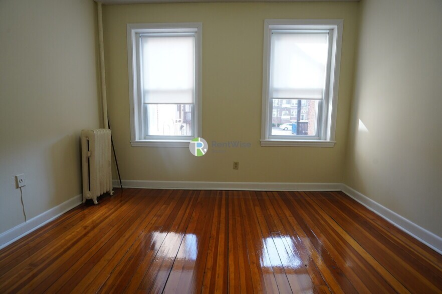 Building Photo - 1120 Commonwealth Ave