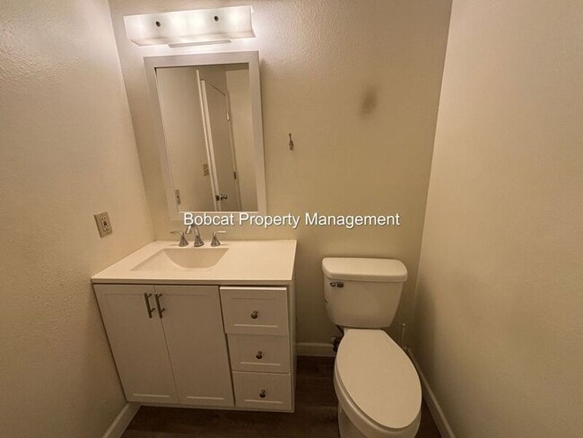 Building Photo - 34 Condor Cir