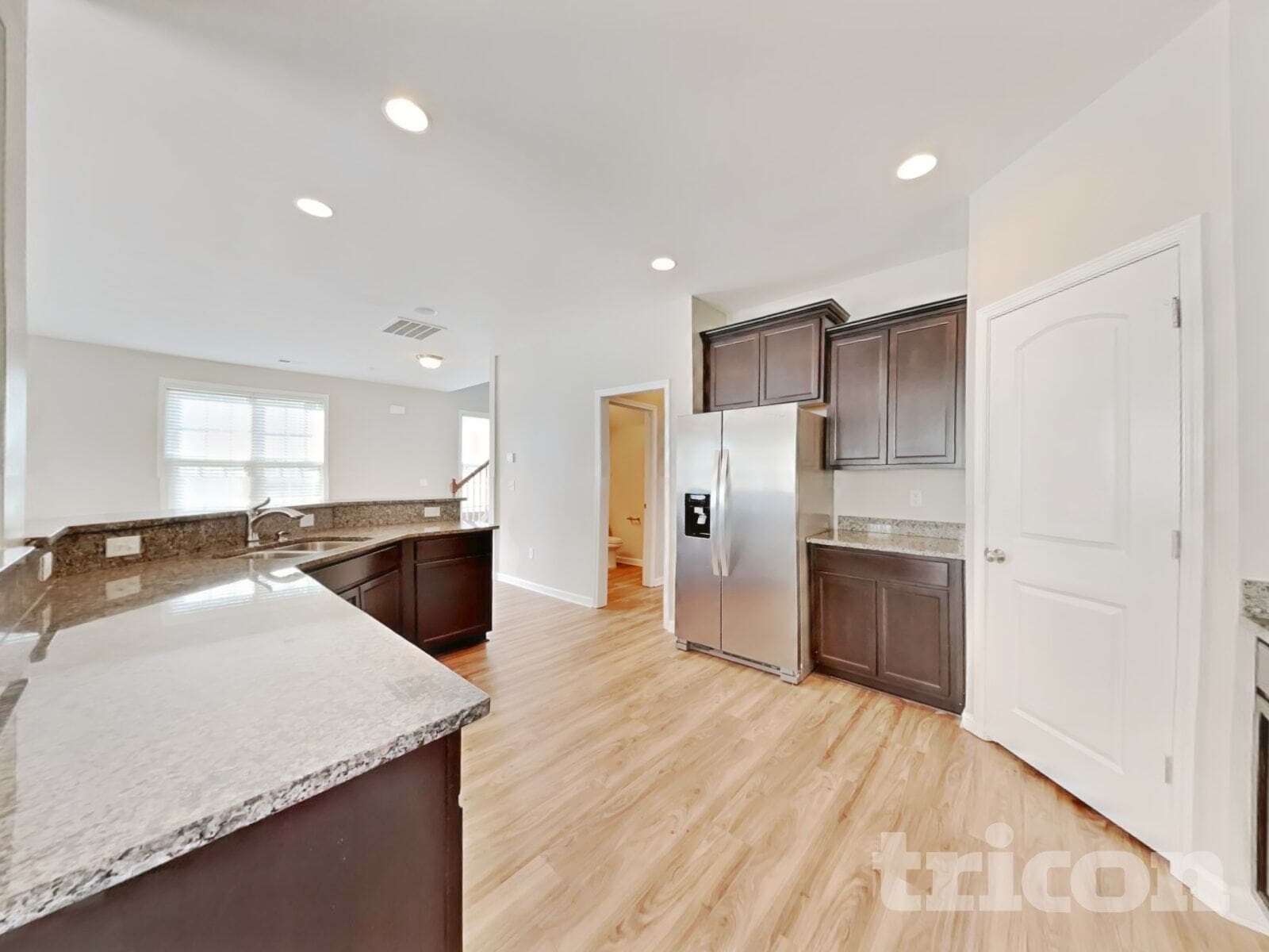 Building Photo - 127 Dunnsmore Dr