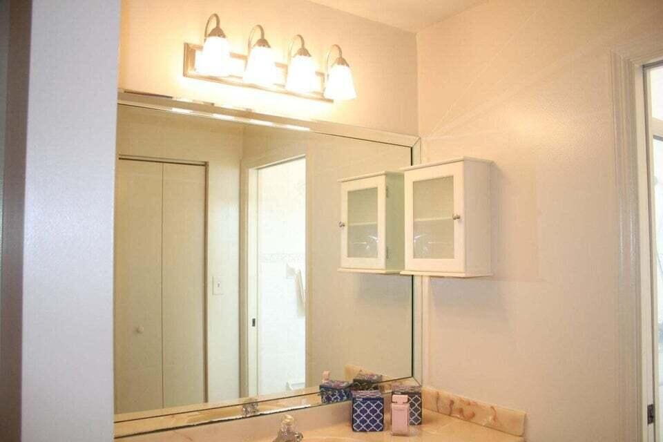 Building Photo - 221 Bilbao St