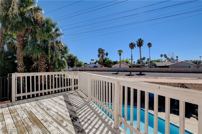 Building Photo - 3969 Acapulco Ave