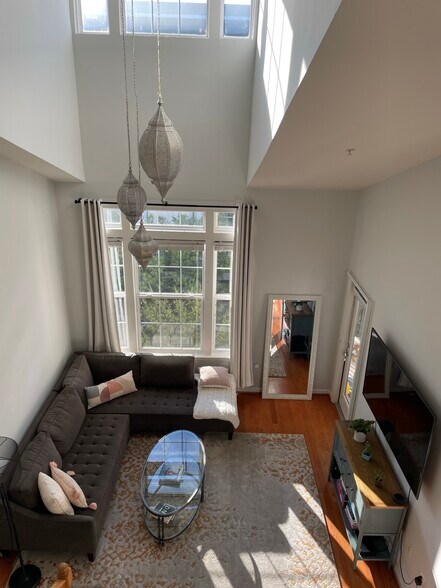 Building Photo - 7 Granite Pl