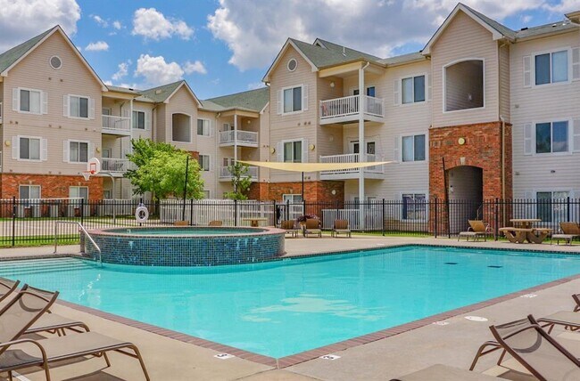 Building Photo - 2200 Classen Blvd