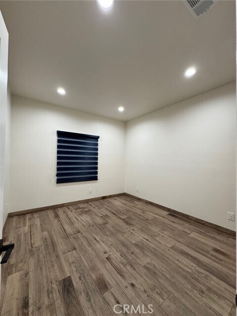 Building Photo - 122 E Brookdale Pl