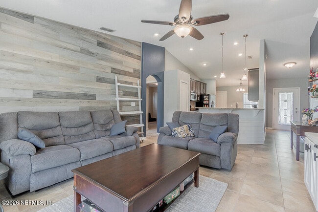 Building Photo - 13328 Smithwick Ln