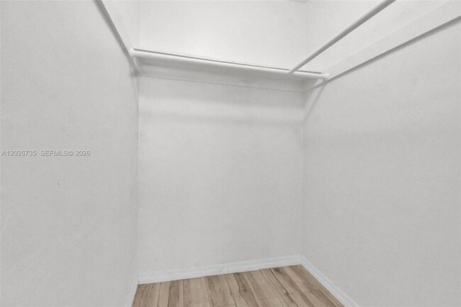 Building Photo - 1135 Euclid Ave
