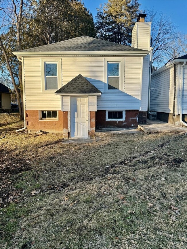 Building Photo - 28 B Knapp Rd