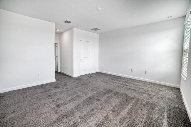 Building Photo - 1141 Kingsbarn St